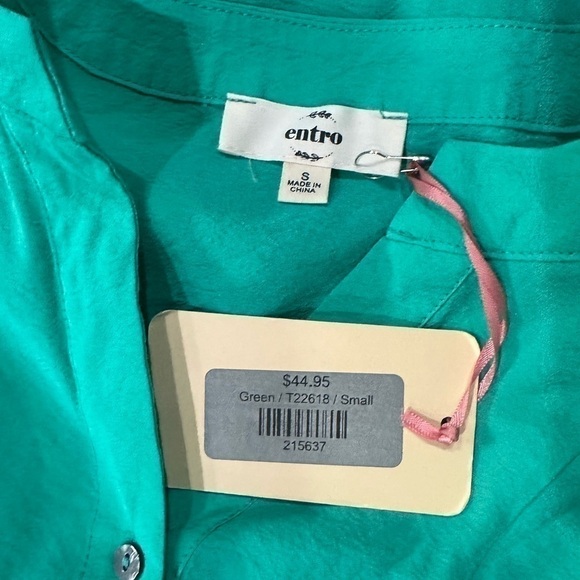 ENTRO Women's Short Puff Sleeve Button down - Picture 8 of 10